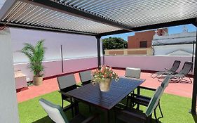 GATU Casa del Arco ,centro histórizo y zona de ocio, Gran terraza -Mayores de 21 años y familias